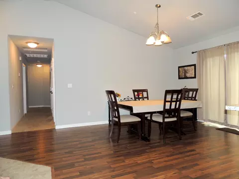 7205 Legacy Ct, Redding, CA 96001 photo 9
