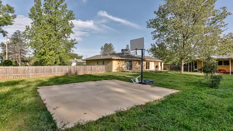 5213 Dino Dr, Anderson, CA 96007 photo 31