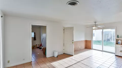 5213 Dino Dr, Anderson, CA 96007 photo 2