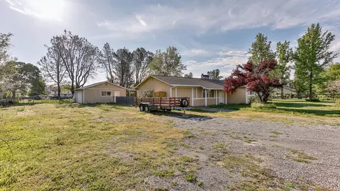 5213 Dino Dr, Anderson, CA 96007 photo 24