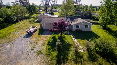 5213 Dino Dr, Anderson, CA 96007 photo 1