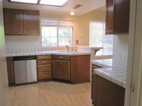 3557 Somerset Ave, Redding, CA 96002 photo 5