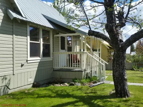 1032 Firenze, Mccloud, CA 96057 photo 3