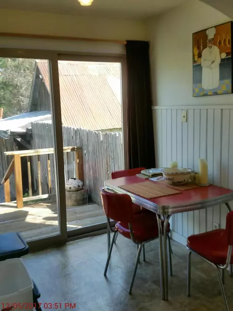 1032 Firenze, Mccloud, CA 96057 photo 16