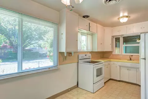 1654 Verda St, Redding, CA 96001 photo 25
