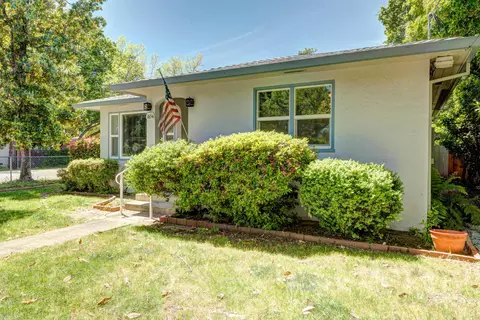 1654 Verda St, Redding, CA 96001 photo 7