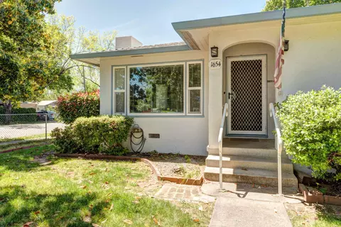 1654 Verda St, Redding, CA 96001 photo 5