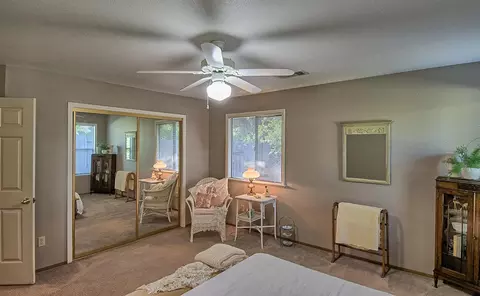 537 Armando, Redding, CA 96003 photo 12