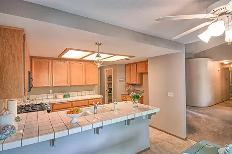 537 Armando, Redding, CA 96003 photo 7