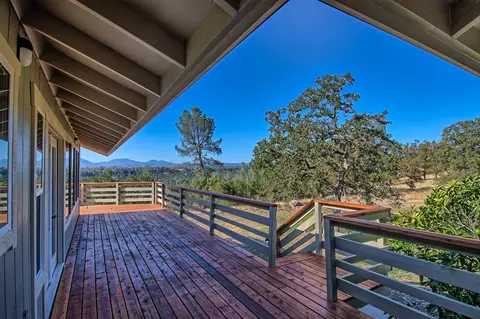 10735 Beaver Rd, Oak Run, CA 96069 photo 16