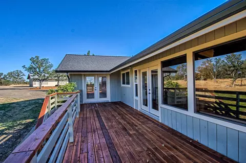 10735 Beaver Rd, Oak Run, CA 96069 photo 11