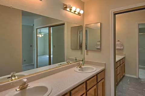 1481 Lavender Way, Redding, CA 96003 photo 16