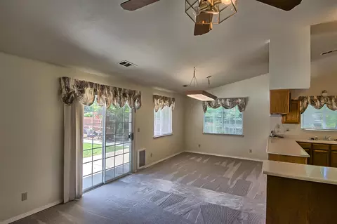 1481 Lavender Way, Redding, CA 96003 photo 12