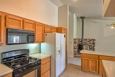 1481 Lavender Way, Redding, CA 96003 photo 10