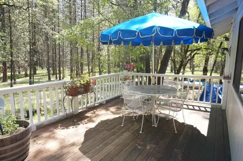 21 Chief George Mdw, Lewiston, CA 96052 photo 32