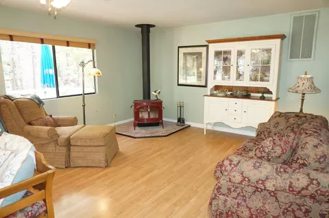 21 Chief George Mdw, Lewiston, CA 96052 photo 12