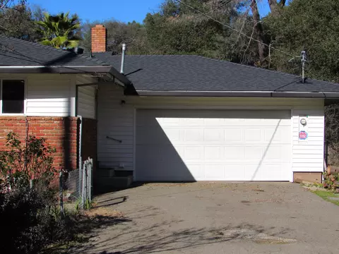 3002 Quartz Hill Rd, Redding, CA 96003 photo 2