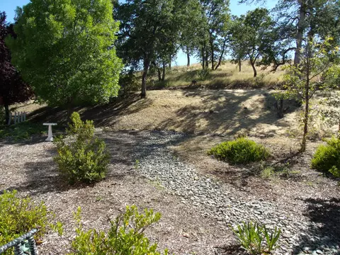 915 Tuberose Trl, Redding, CA 96003 photo 18