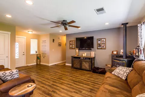 5384 Stonethrow Ct, Redding, CA 96003 photo 3