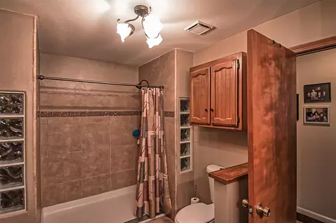 7037 Jonella Way, Redding, CA 96003 photo 24