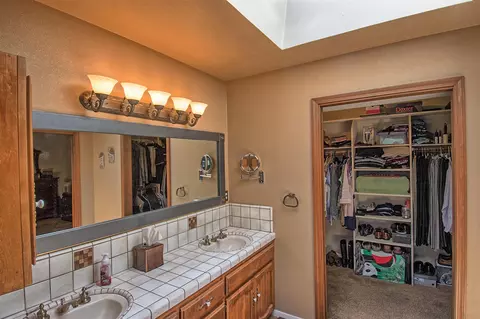7037 Jonella Way, Redding, CA 96003 photo 19