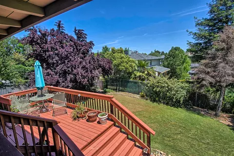 7037 Jonella Way, Redding, CA 96003 photo 30