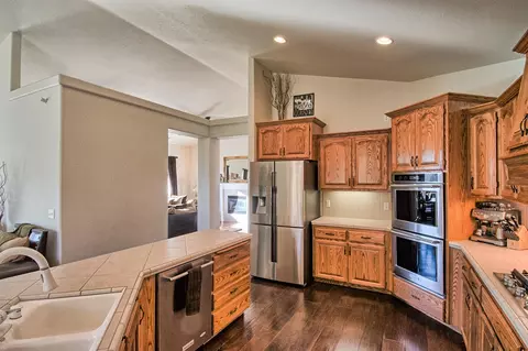 20489 Bernard, Redding, CA 96003 photo 15