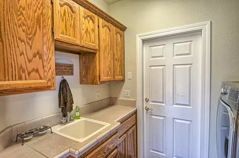 20489 Bernard, Redding, CA 96003 photo 17