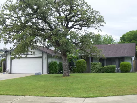 2890 Donner Ct, Redding, CA 96001 photo 1