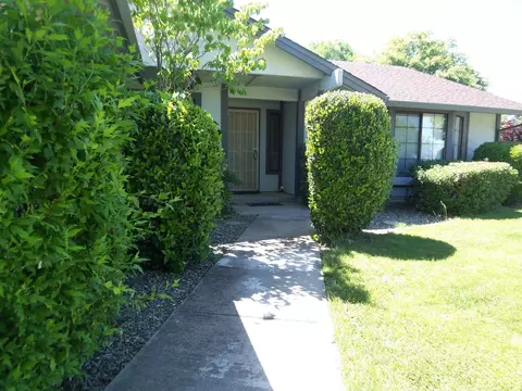 2890 Donner Ct, Redding, CA 96001 photo 10