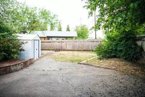 1827 11th St, Redding, CA 96001 photo 14