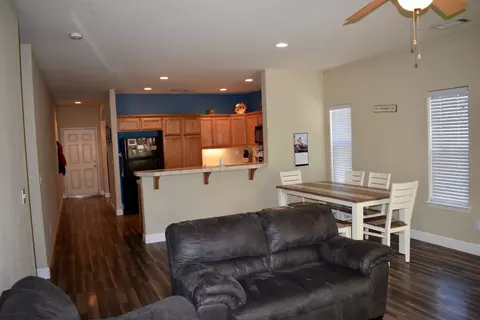 321 James Ave, Red Bluff, CA 96080 photo 4