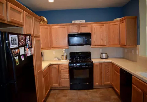 321 James Ave, Red Bluff, CA 96080 photo 3