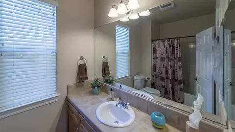 664 Casa Buena St, Redding, CA 96003 photo 11