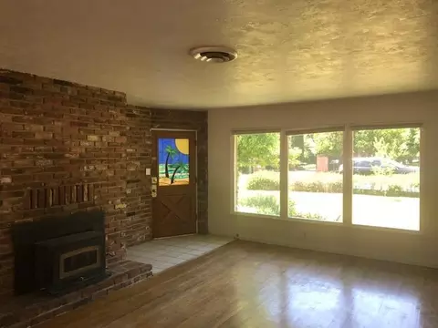 4127 Cheryl Dr, Redding, CA 96002 photo 4