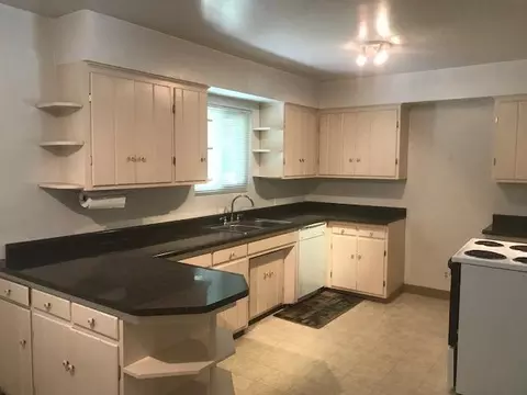 4127 Cheryl Dr, Redding, CA 96002 photo 7