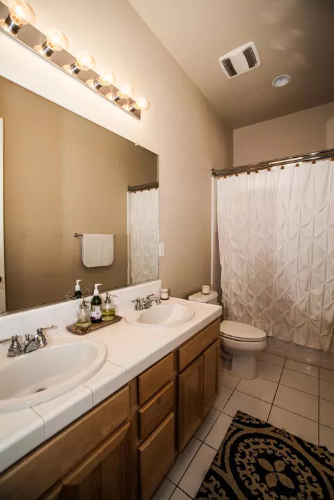 4458 Chinook Dr, Redding, CA 96002 photo 10