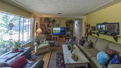 1720 Wisconsin Ave, Redding, CA 96001 photo 3