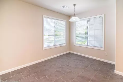 1691 Edgewood Dr, Redding, CA 96003 photo 11