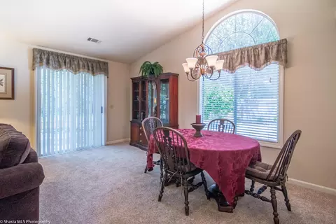 1691 Edgewood Dr, Redding, CA 96003 photo 6