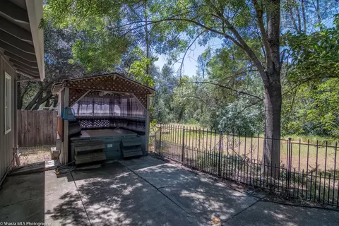 1691 Edgewood Dr, Redding, CA 96003 photo 22