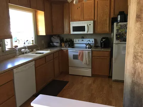 1805 Garden Ave, Redding, CA 96001 photo 5
