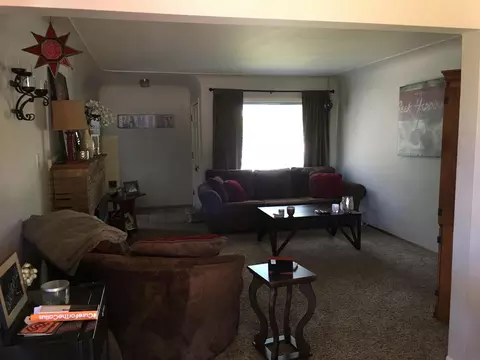 1805 Garden Ave, Redding, CA 96001 photo 2