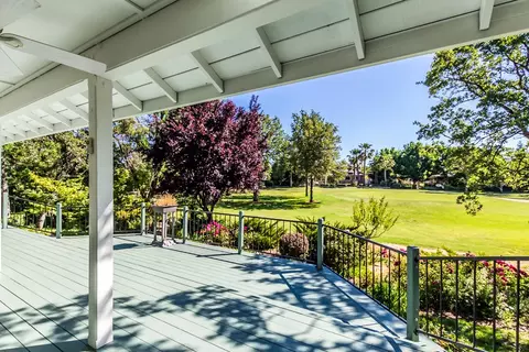 1817 Crosby Ln, Redding, CA 96003 photo 2