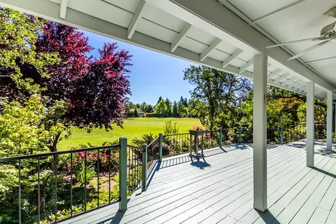1817 Crosby Ln, Redding, CA 96003 photo 6