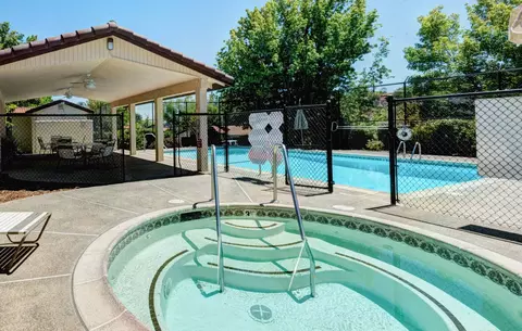 671 Cream Bush Way, Redding, CA 96003 photo 16