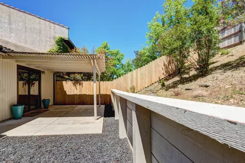 671 Cream Bush Way, Redding, CA 96003 photo 10