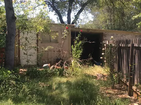 18556 Rex Ln, Redding, CA 96003 photo 3