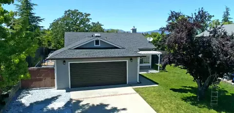 540 Hanland Ct, Redding, CA 96003 photo 1