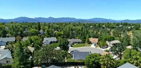 540 Hanland Ct, Redding, CA 96003 photo 5